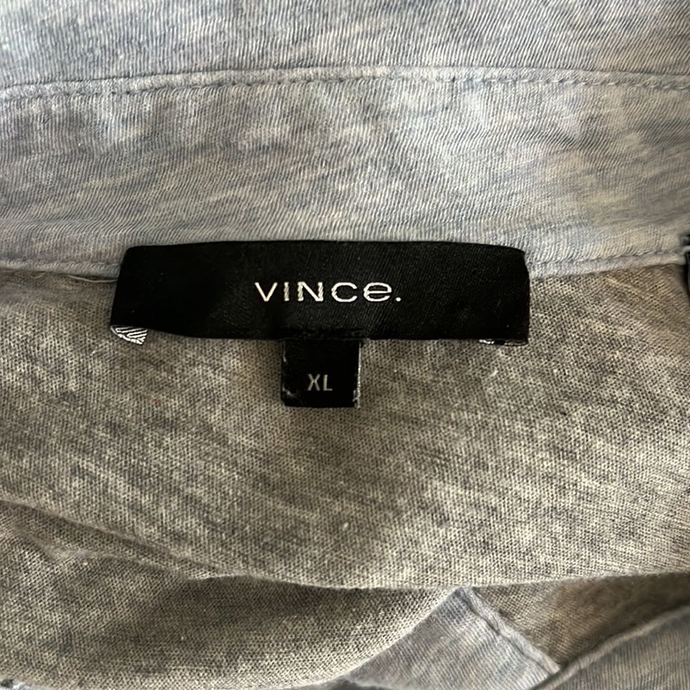 Vince   - Picture 6 of 9